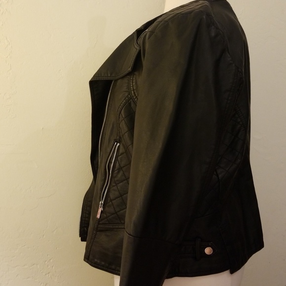 Calvin Klein faux-leather moto jacket plus size - Picture 5 of 8
